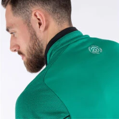 Galvin Green Daxton Insula Golf Pullover 12 Galvin Green Daxton Insula Golf Pullover -Golf Apparel Store Galvin Green SS22 Daxton Insula Half Zip Pullover G124287 Code SWGAL356 M Green Black White Model 2