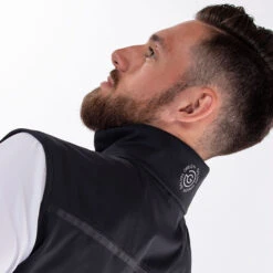 Galvin Green Lion Interface-1 Golf Wind Vest -Golf Apparel Store Galvin Green SS22 Lion Full Zip Windproof Bodywarmer G122477 Code WTGAL193 M Black model 2