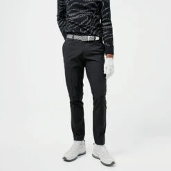 J.Lindeberg Ellott Golf Trouser 11 J.Lindeberg Ellott Golf Trouser -Golf Apparel Store J.Lindeberg Ellott Golf Pant TRLIN031 GMPA06346 9999 34 32 Model 1