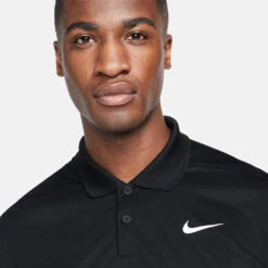 Nike Dry Victory Colourblock Golf Polo Shirt 12 Nike Dry Victory Colourblock Golf Polo Shirt -Golf Apparel Store Nike SS22 Dry Victory Colourblock Golf Polo Shirt DH0845 010 M Black White Smoke Grey model 2