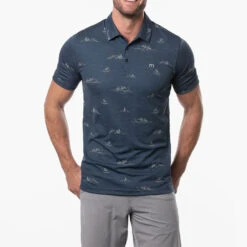 TravisMathew Fun And Games Golf Polo Shirt -Golf Apparel Store Travis Mathew SS21 Fun And Games Golf Polo Shirt 1MW113 Code SHTRA042 Insignia Model 1