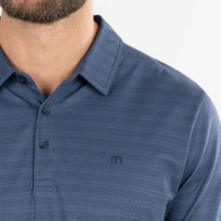 TravisMathew Hoist The Sails Golf Polo Shirt 12 TravisMathew Hoist The Sails Golf Polo Shirt -Golf Apparel Store Travis Mathew SS21 Hoist The Sails Golf Polo Shirt 1MW137 Code SHTRA046 Insignia Model 2