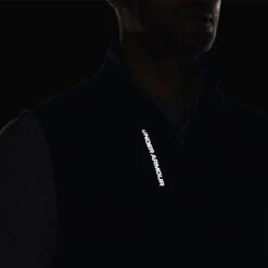 Under Armour Storm Daytona 1/2 Zip Golf Vest 12 Under Armour Storm Daytona 1/2 Zip Golf Vest -Golf Apparel Store Under Armour AW22 Storm Daytona Vest Wind Top 1373408 408 WTUND092 Academy Academy Reflective Model 2